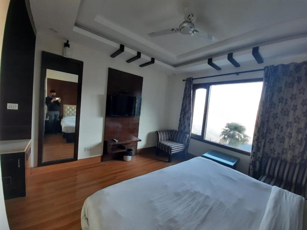 Hotel Basera موسوري المظهر الخارجي الصورة